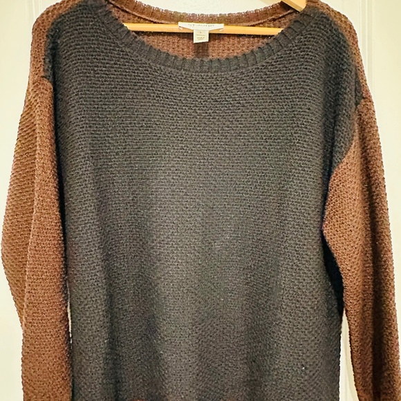 St John | Women’s Colour Block Sweater Cropped Sleeve Black and Brown Wool Blend - Picture 14 of 14
